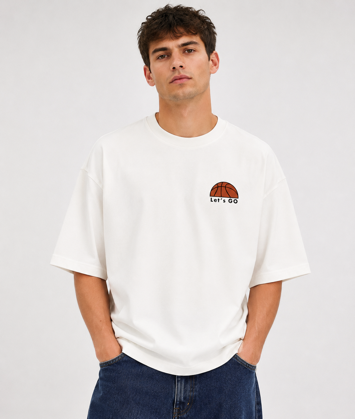 CLUBHOUSE GRAPHIC T-SHIRT