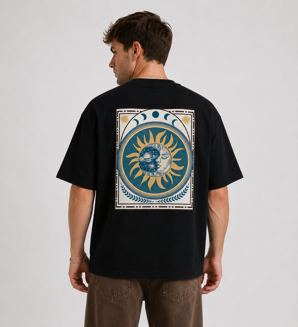 COSMIC DREAM GRAPHIC T-SHIRT