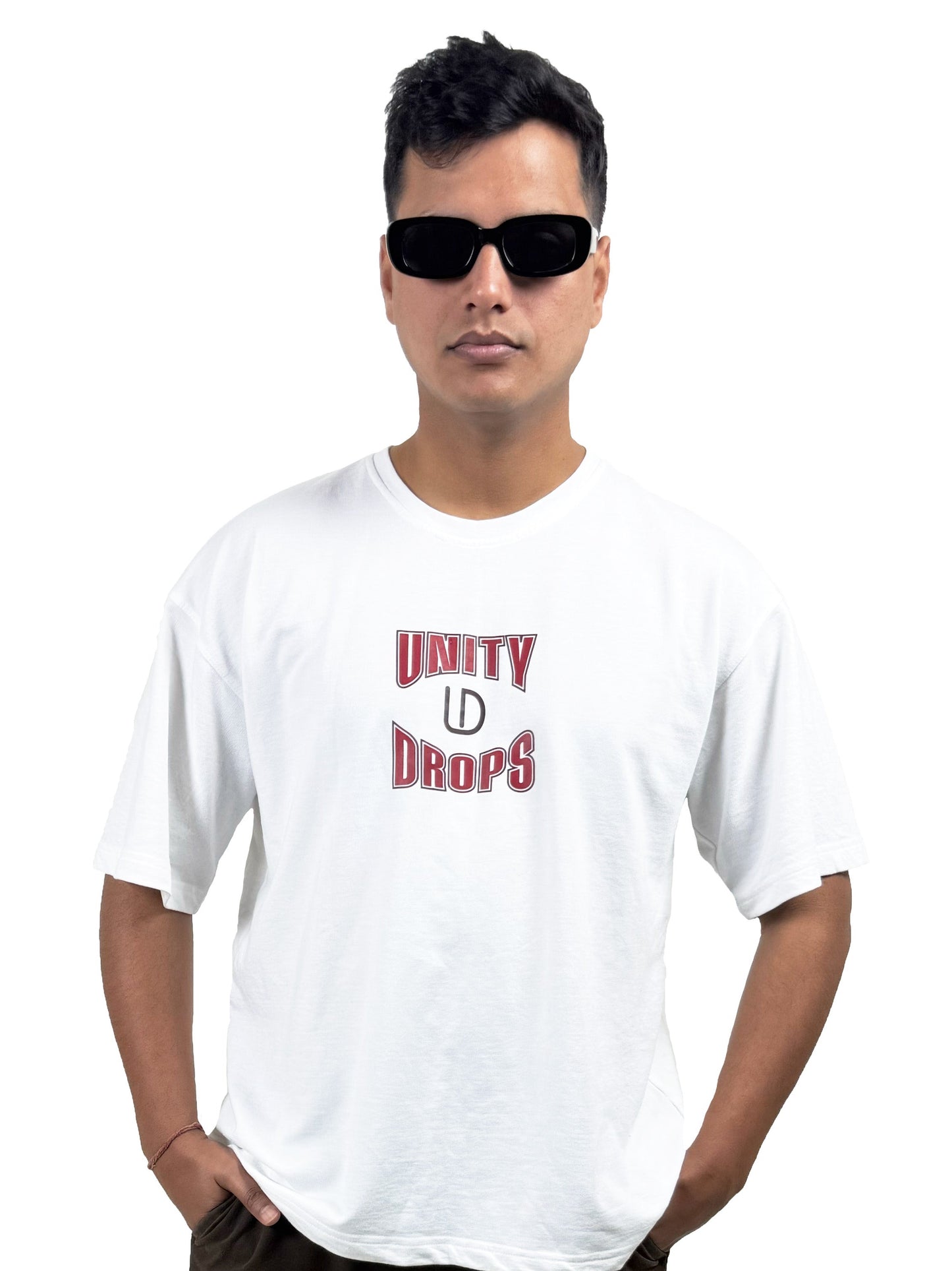 OVERSIZED GRAPHIC T-SHIRT