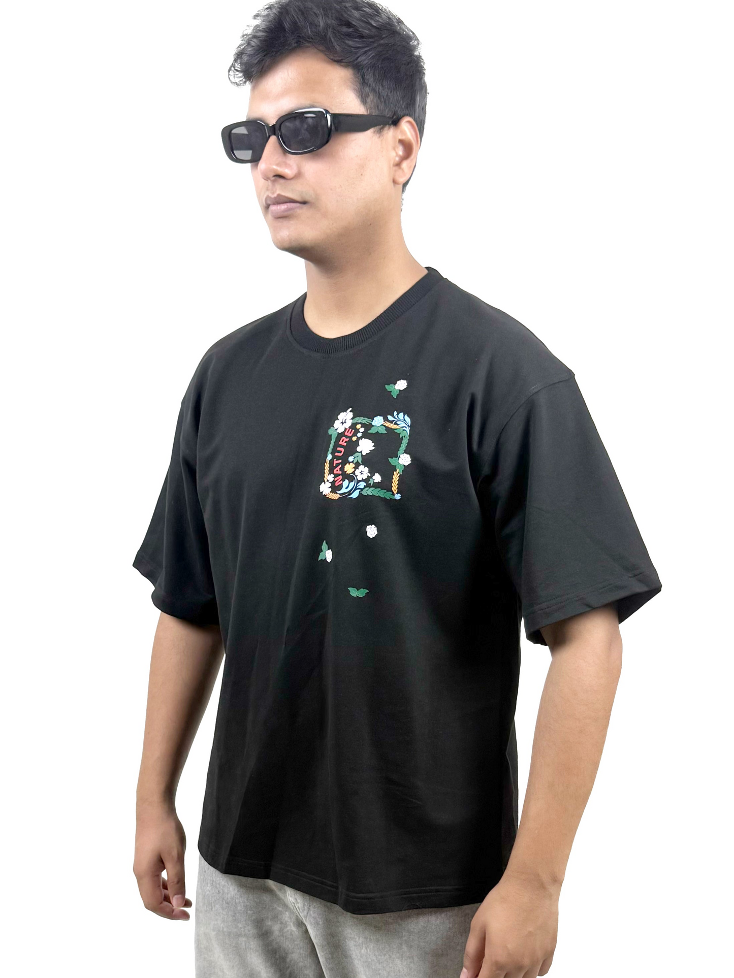 FLORAL GRAPHIC T-SHIRT