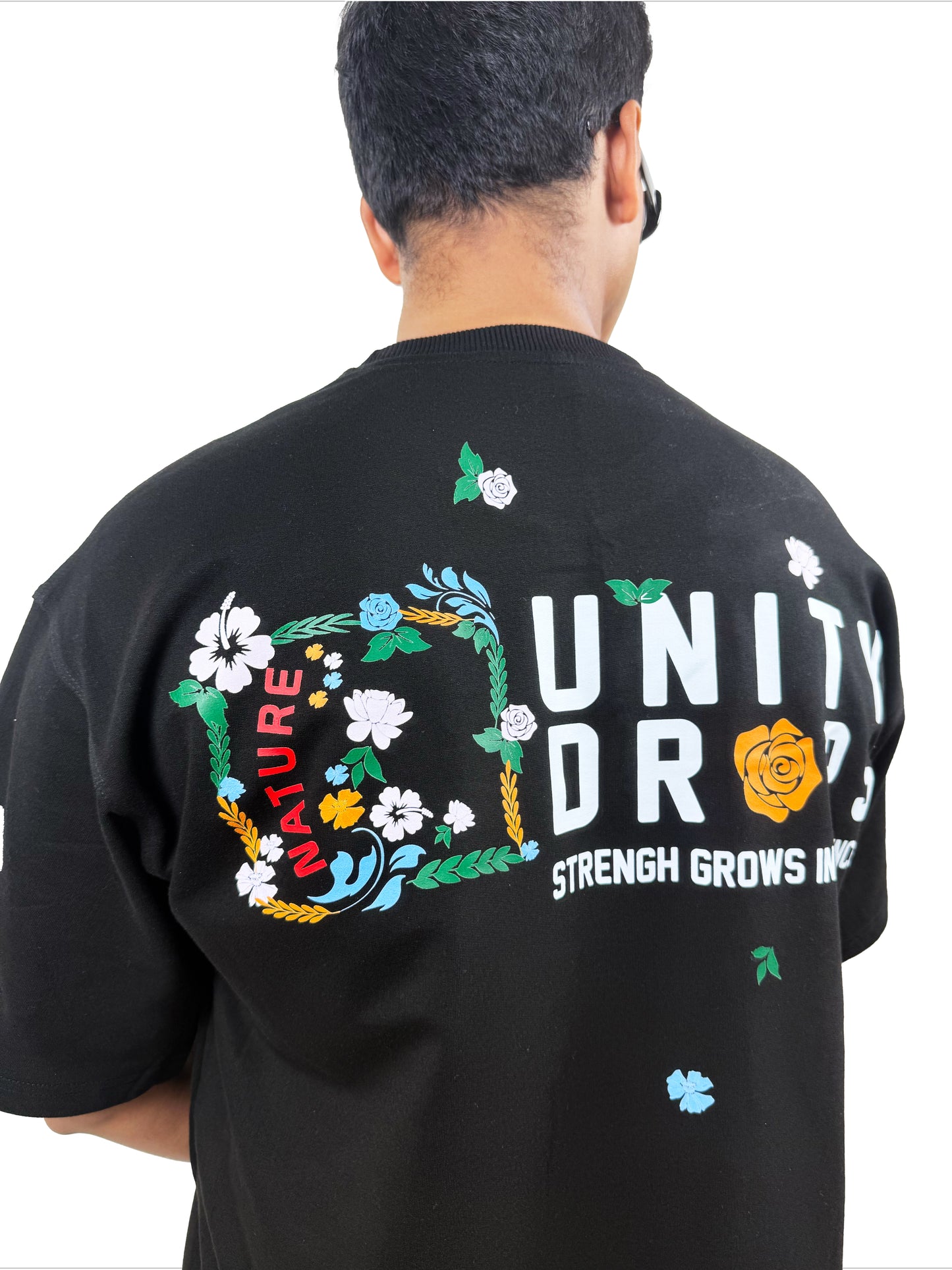 FLORAL GRAPHIC T-SHIRT